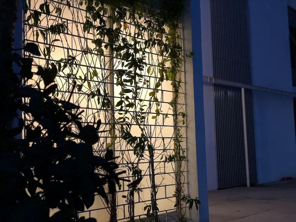 كاسا إنجينيو دييب إنسايد لوس موتشيس المنطقة الخارجية