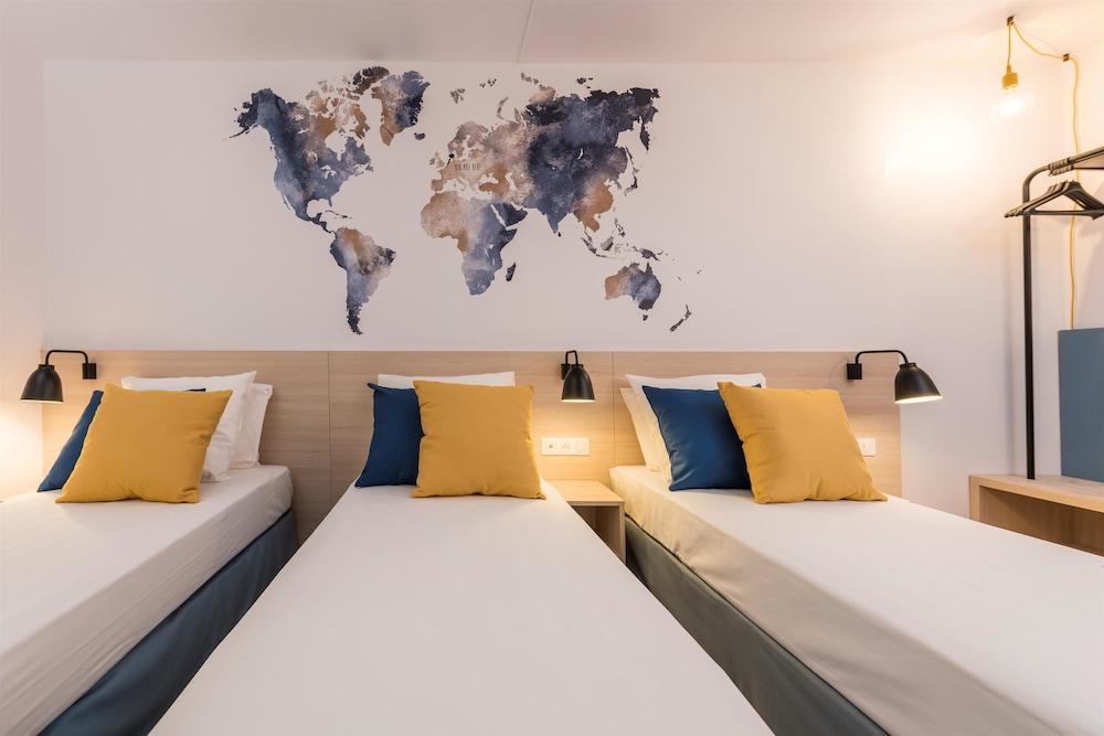 تيوليب إن أنتويربين غرفة