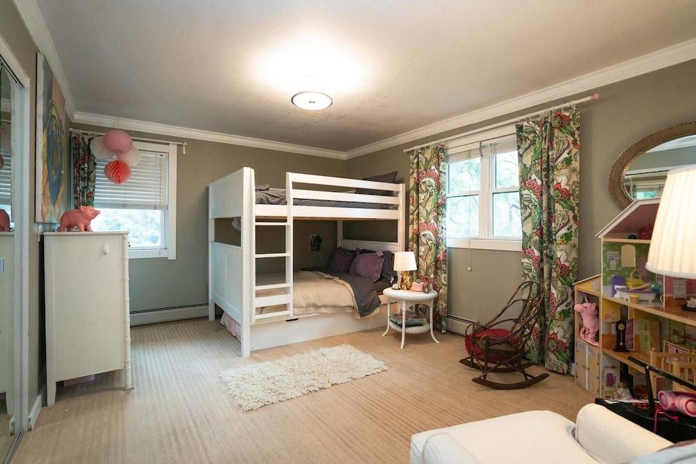 ذا تايمليس ريتريت إيه شيري كريك فاميلي هوم غرفة