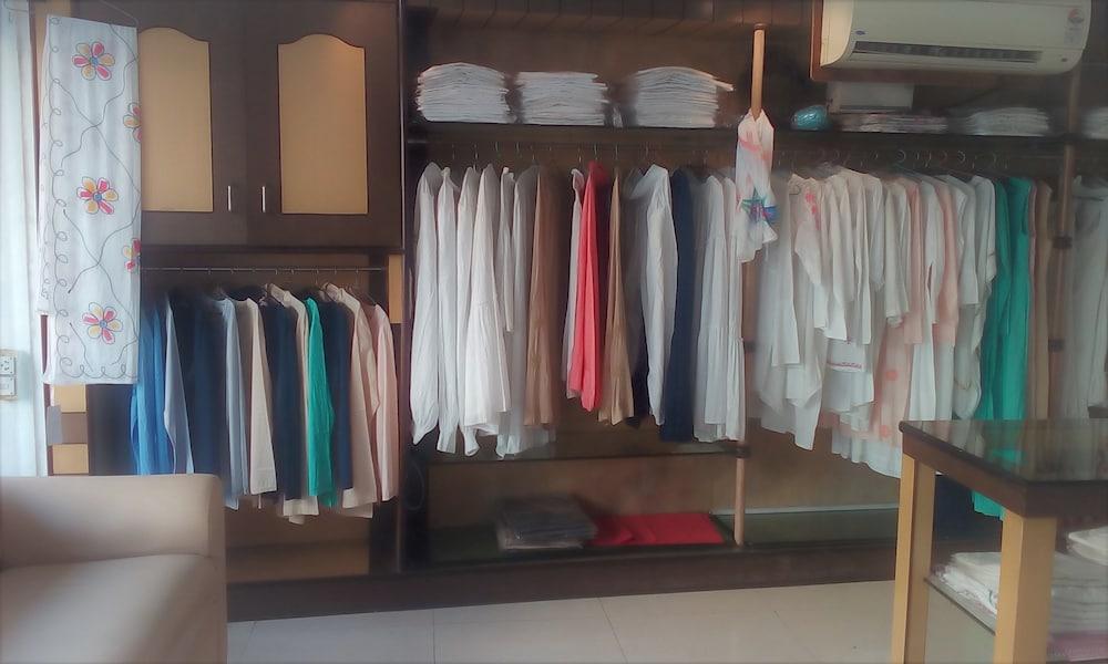 هوتل جانيشا إن جانجا فيو الردهة