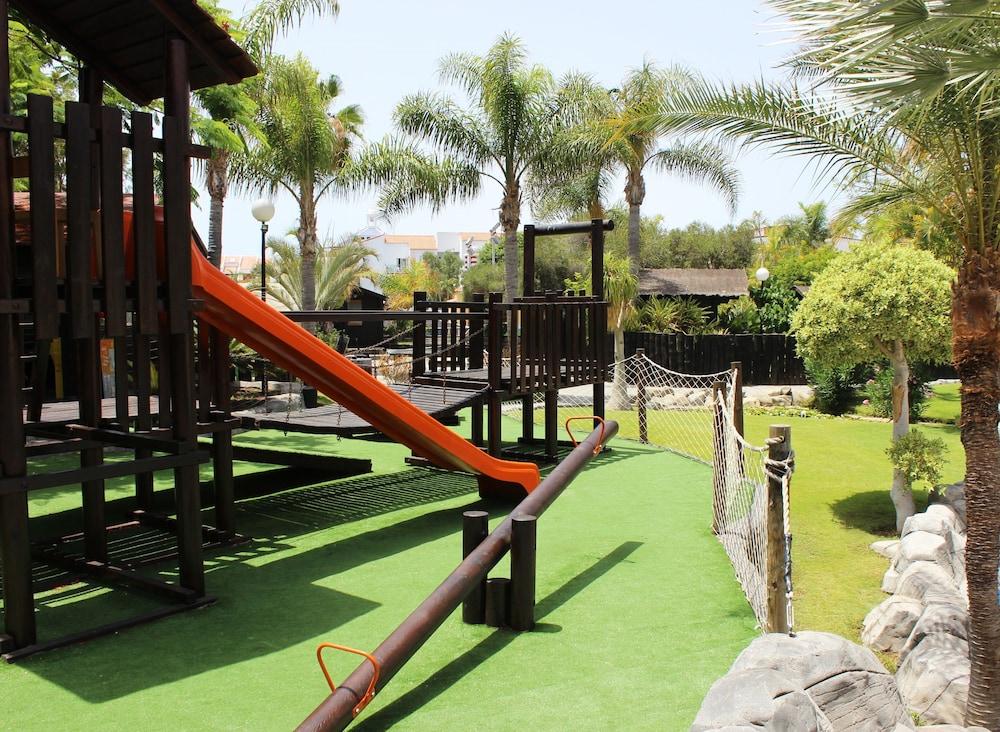 بارك كلوب يوروب- أول إنكلوسيف المنطقة الخارجية