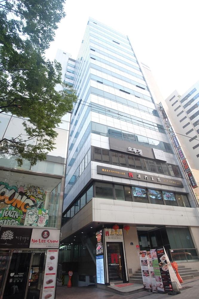 Step Inn Myeongdong 1 Featured Image