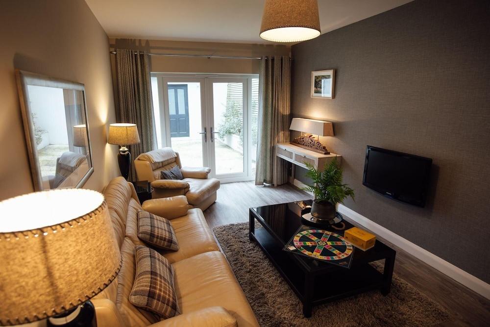 ذا هاوثورنز - لارج لاكشري كوتيدج هوت توب سي فيوز غرفة