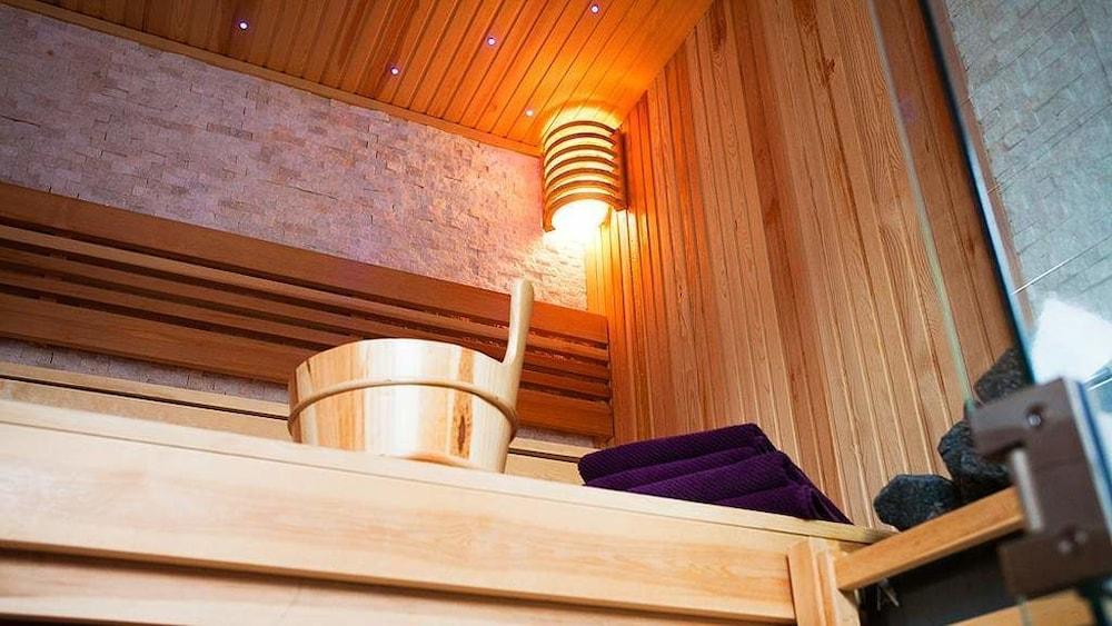 لوكسوس فيرينهاوس شفارتسفالد ديبولدسبيرج ساونا