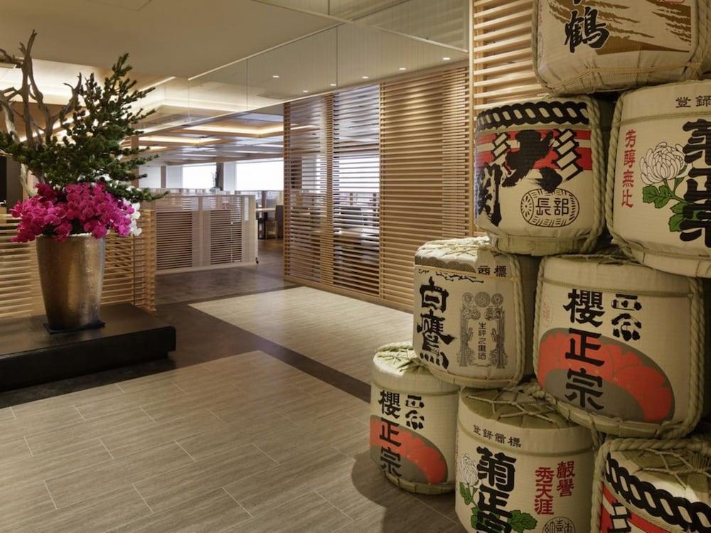 كوبي ميناتو أونسن رين - للبالغين فقط الردهة