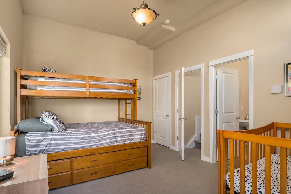 سياتل فاكيشن هوم: لايفز إيه بيتش غرفة