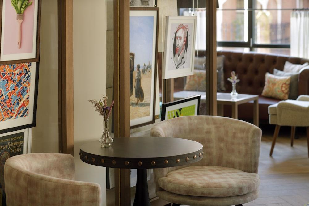 موفنبيك هوتل ذا هاج داخلي