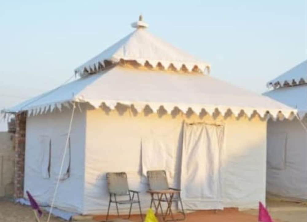 Patel Desert Camp Room
