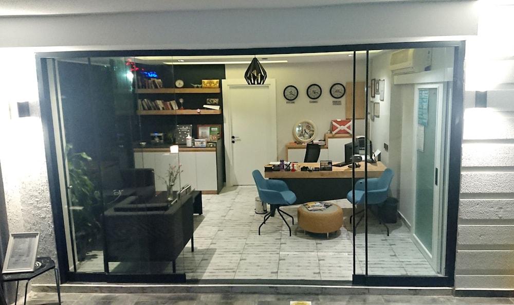Aspendos Suites