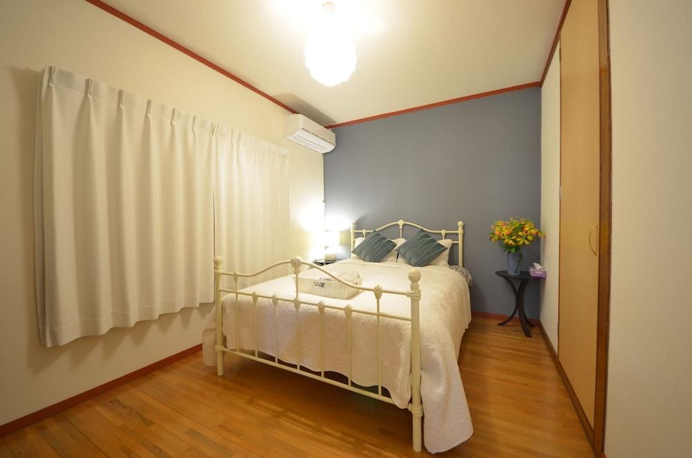 Sobe House in Yomitanson Room