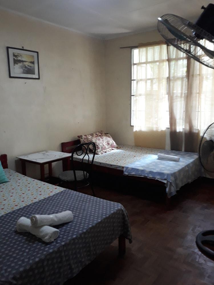 سي في إن بي بيد آند باث لا يونيون