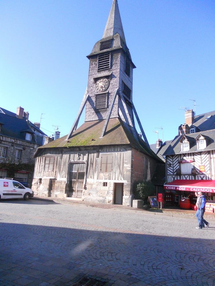 لا ميزون دو فار بد آند بريكفاست المنطقة الخارجية