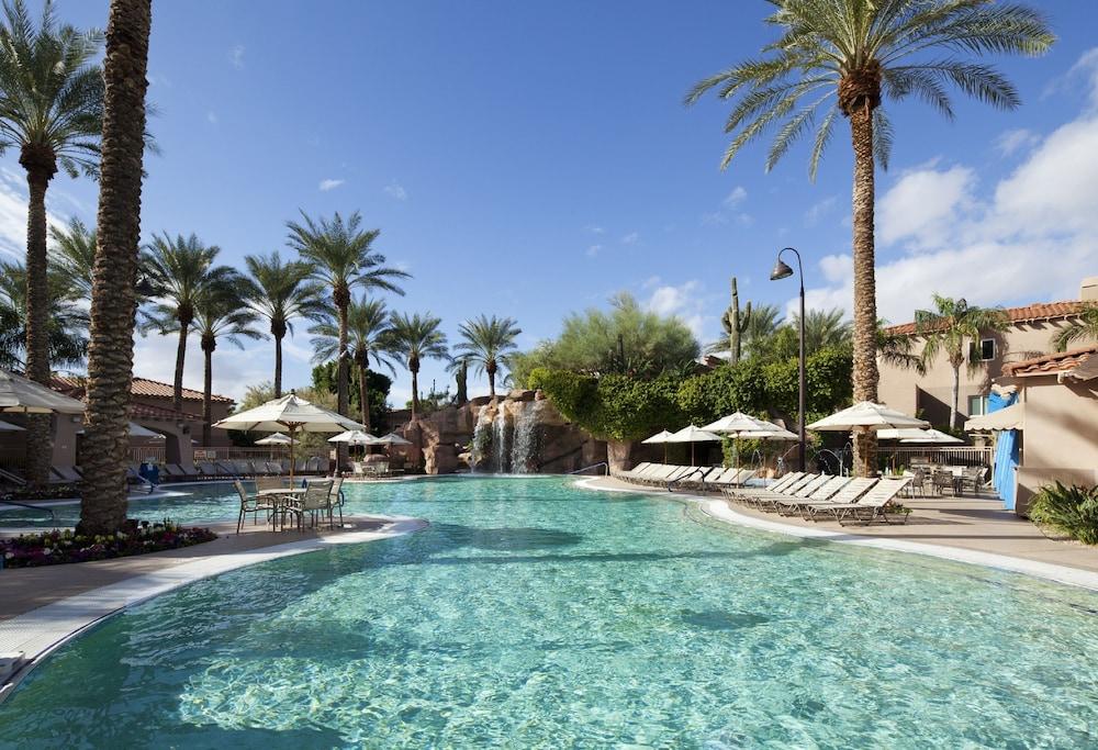 شيراتون ديسرت أوازيس فيلاز، سكوتسديل حمام سباحة مكشوف