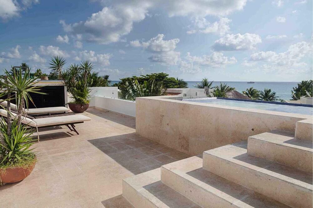 إيرموسا مايتي فيلا باي شيه بلايا سطح مشمس