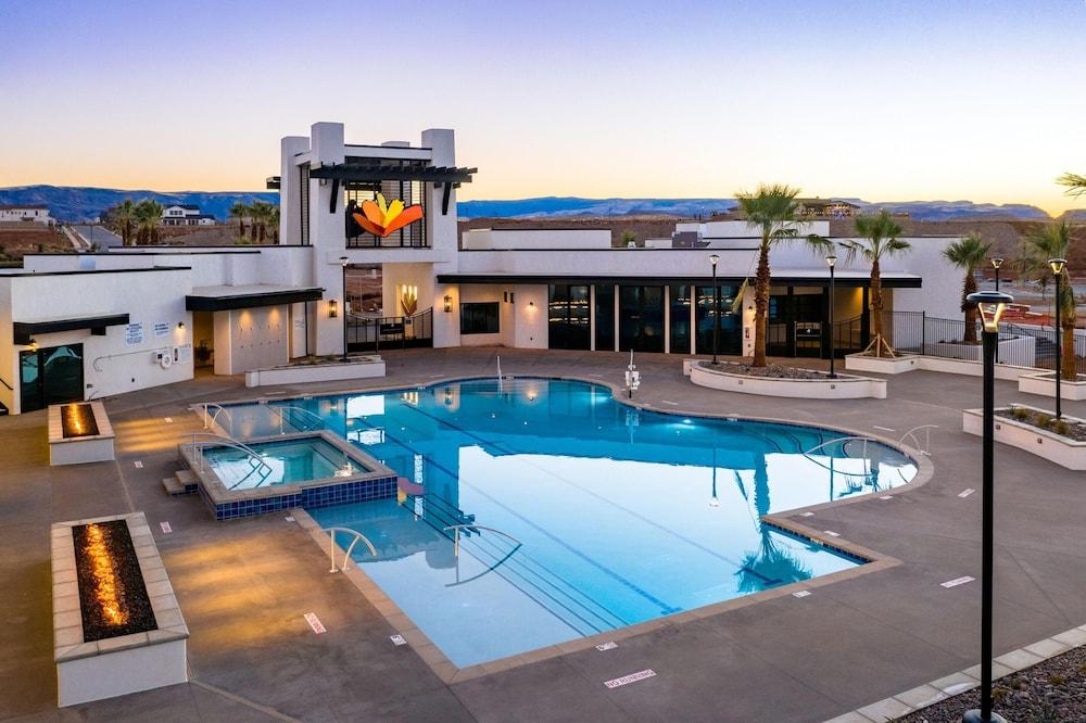 Endless Summer at the Shores #84 by RedAwning Exterior