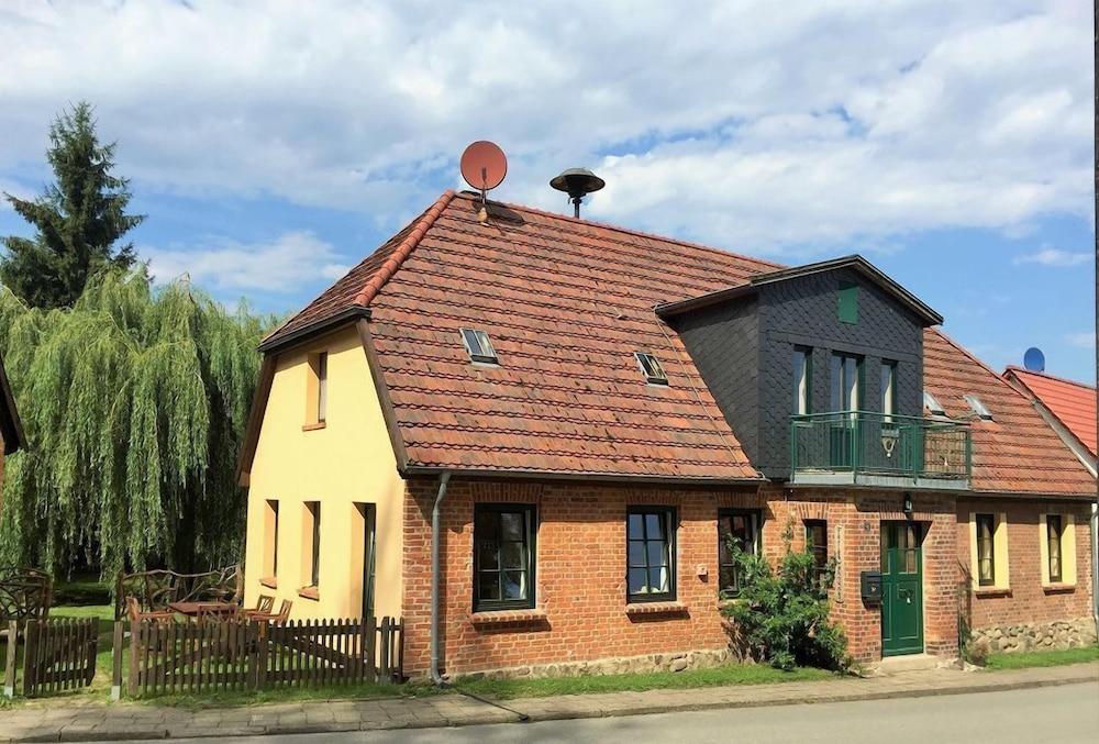 فارهوف ستور