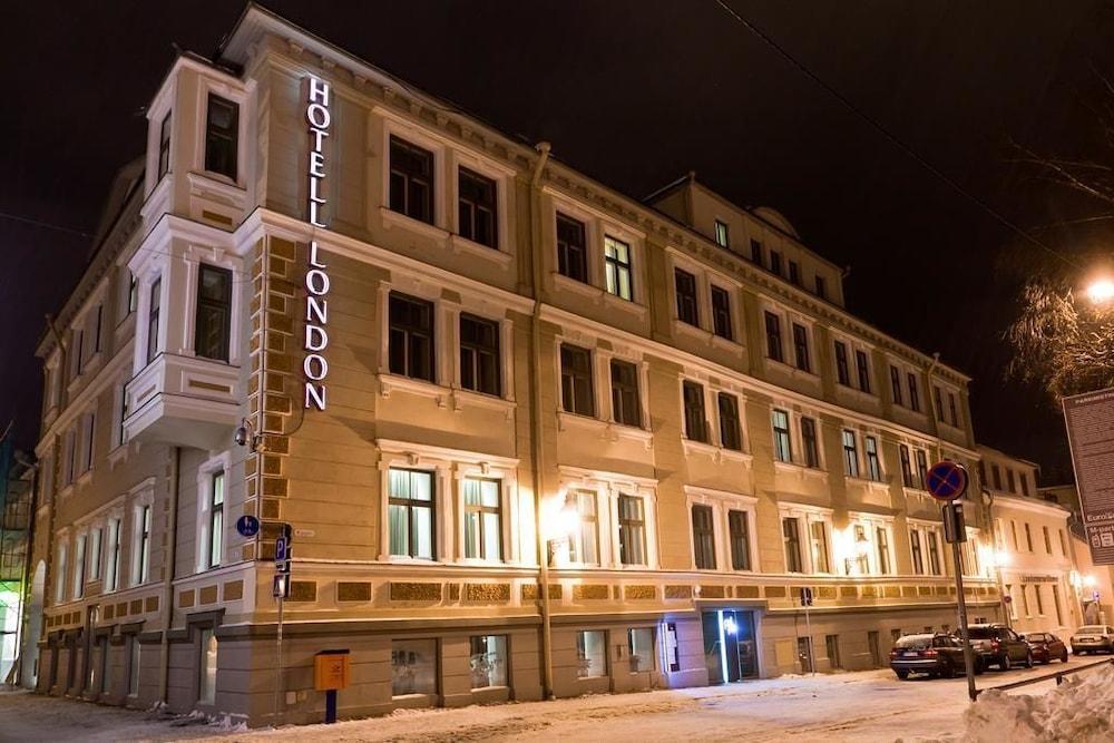 Hotel London by Tartuhotels Exterior