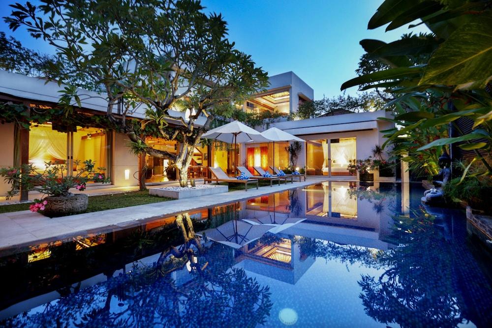 Sunset Paradise Villa Jimbaran 8008 Featured Image