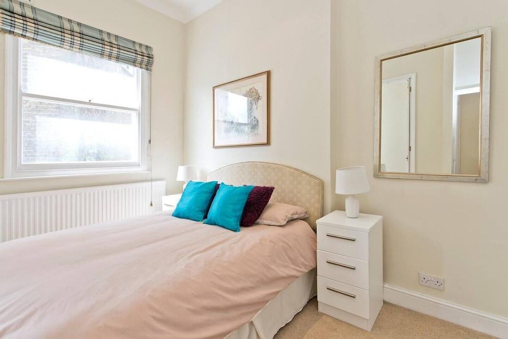 Charming 1 Bed Apt in Pimlico - Walk to Palace Room