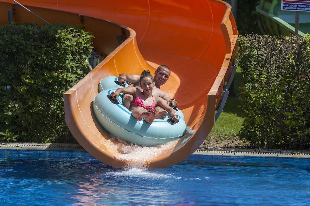 جراند هوتل بريموس-سافا هوتلز آند ريزورتس حمام سباحة