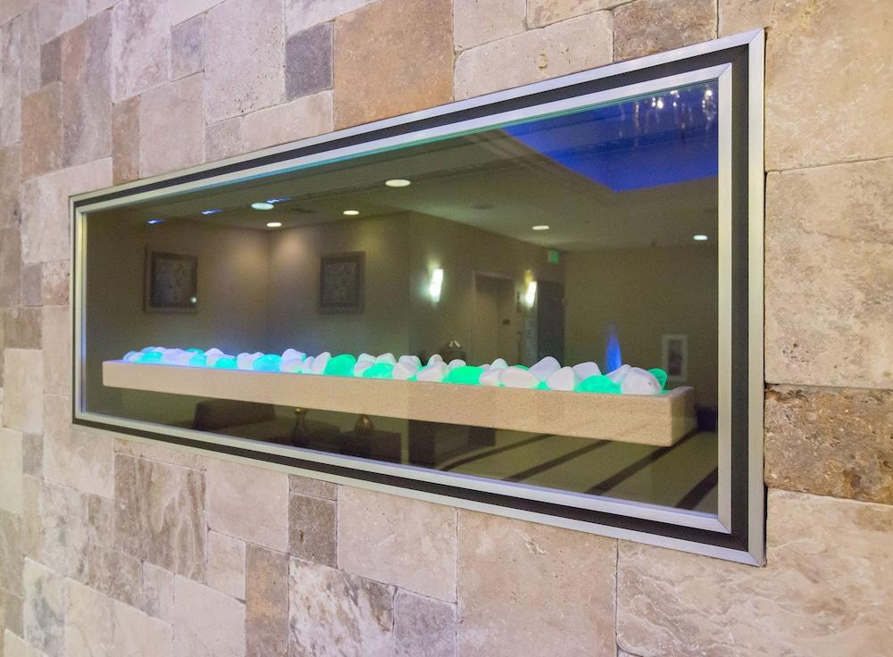 هوليداي إن إكسبرس بينيسيب باي آيتش جي المنطقة الخارجية