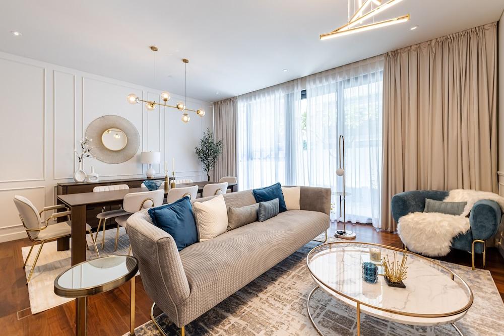 2BR City Walk B9 With Direct Pool Access Featured Image