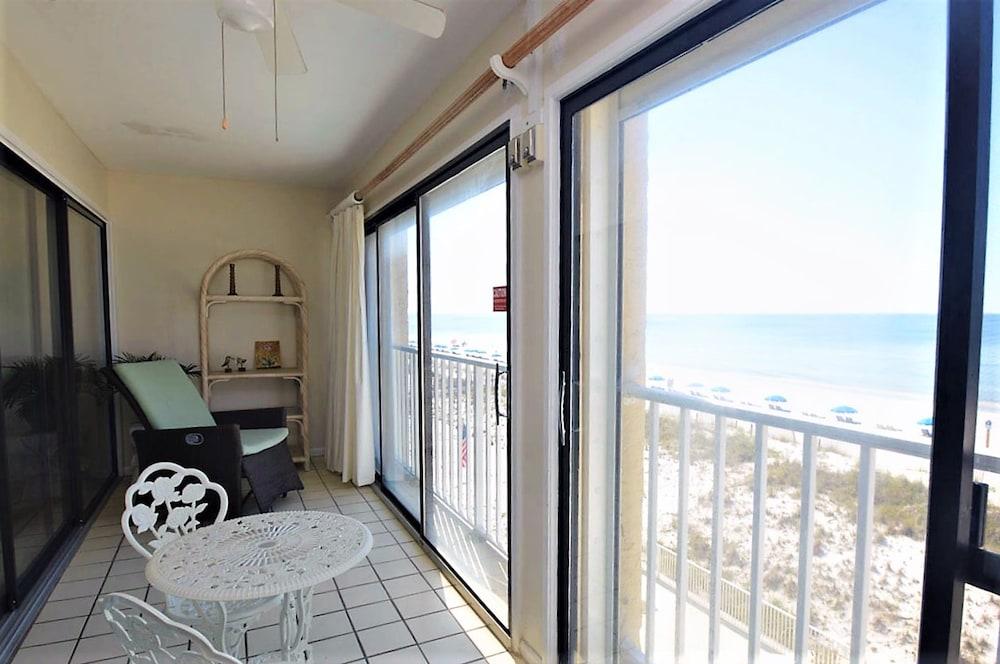 إيدج ووتر 43 باي بيند فاكيشن رينتالز الصورة الأساسية