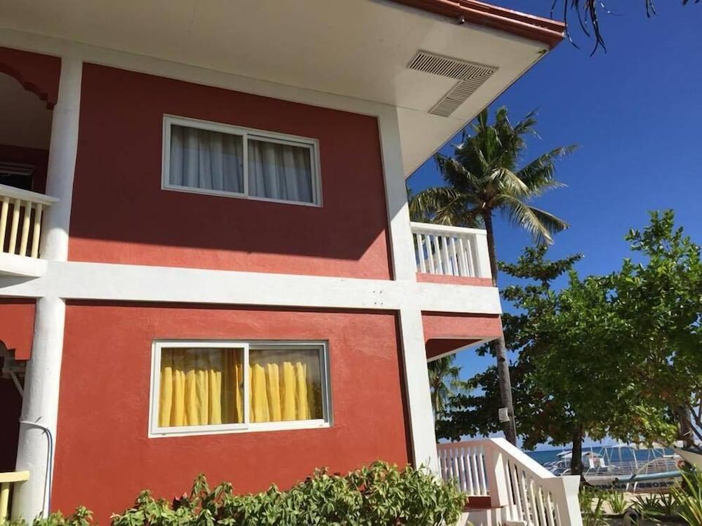 Malapascua Beach and Dive Resort Exterior