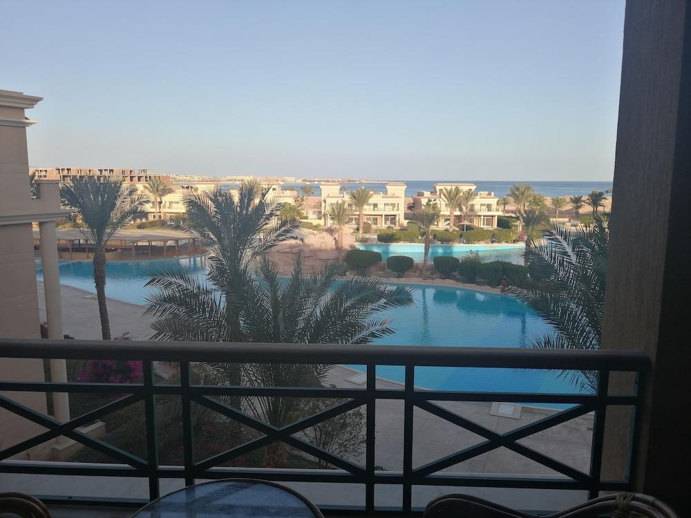 شقة بإطلالة على البحر مع شاطئ خاص الصورة الأساسية