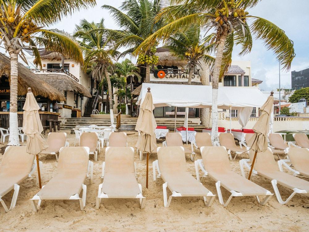 كابيتال أو ميمي ديل مار، بلايا ديل كارمين المنطقة الخارجية