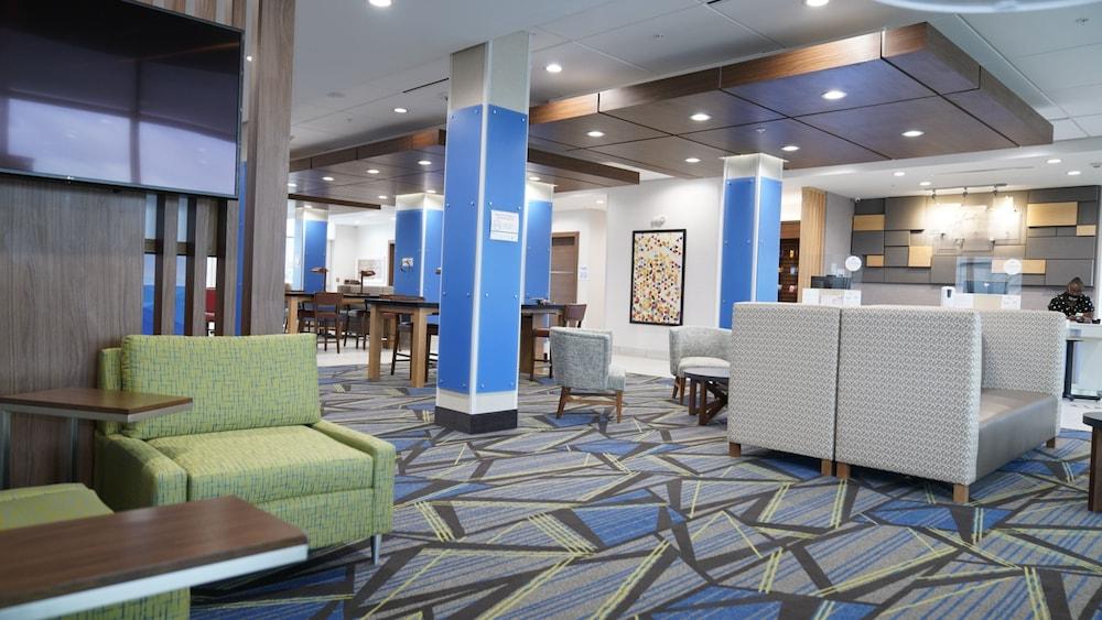 هوليداي إن إكسبرس آند سويتس دالاس سنترال ماركت سنتر بي آيتش جي الردهة