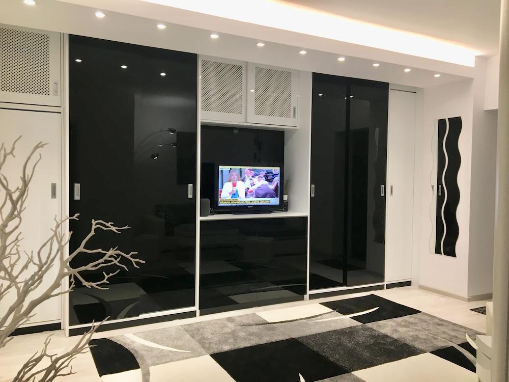 ستوديو ميليتاري ريزيدنس إم 2 داخلي