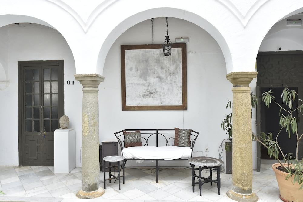 إولي تاريفا أبارتمنتس الفندق من الداخل