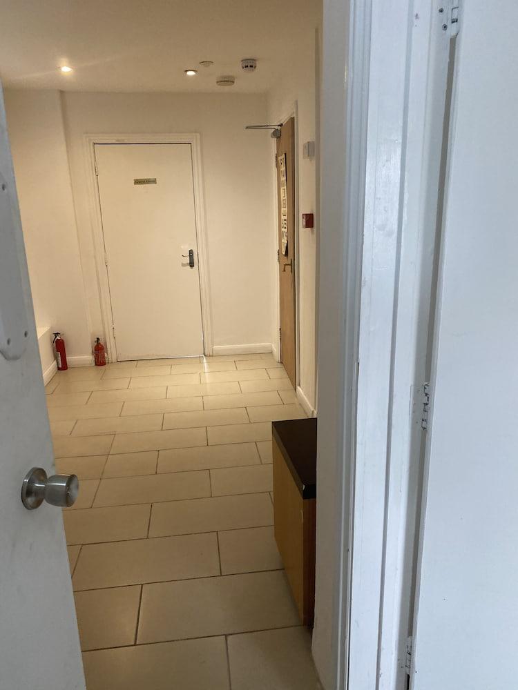 2 إن سويت بد رومز فلات إن كيدلينجتن وكسفورد داخلي