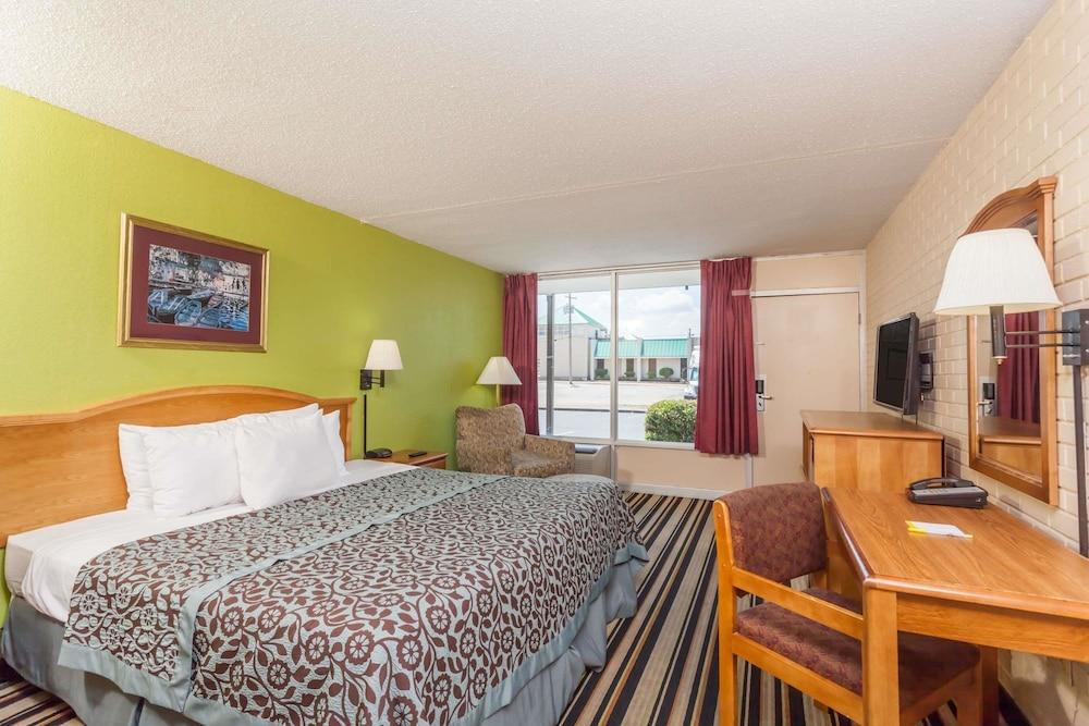 دايز إن باي ويندام جاكسون غرفة