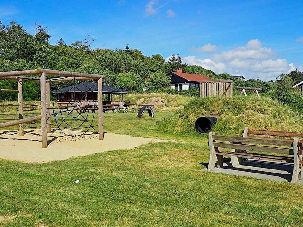 سي سايد هوليداي هوم إن سبوتروب ويذ تيريس المنطقة المحيطة بالمنشأة