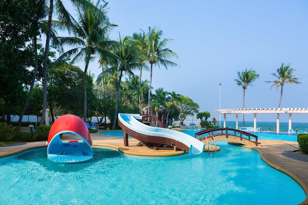 بان سانساران بيتش فرونت كوندومينيوم الصورة الأساسية