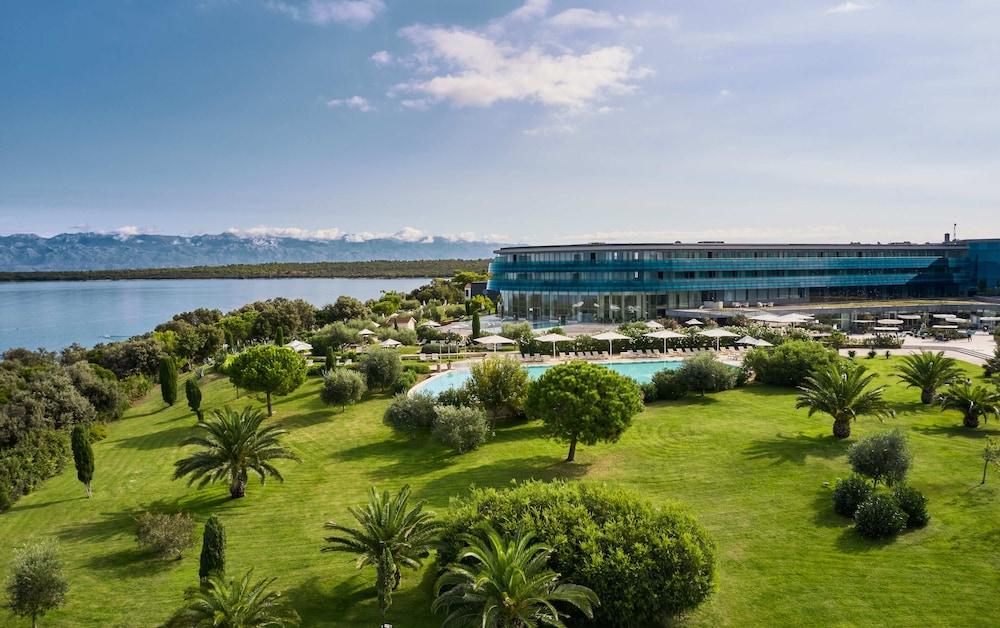 هوتل فالكين شتاينر هوتل آند سبا لاديرا