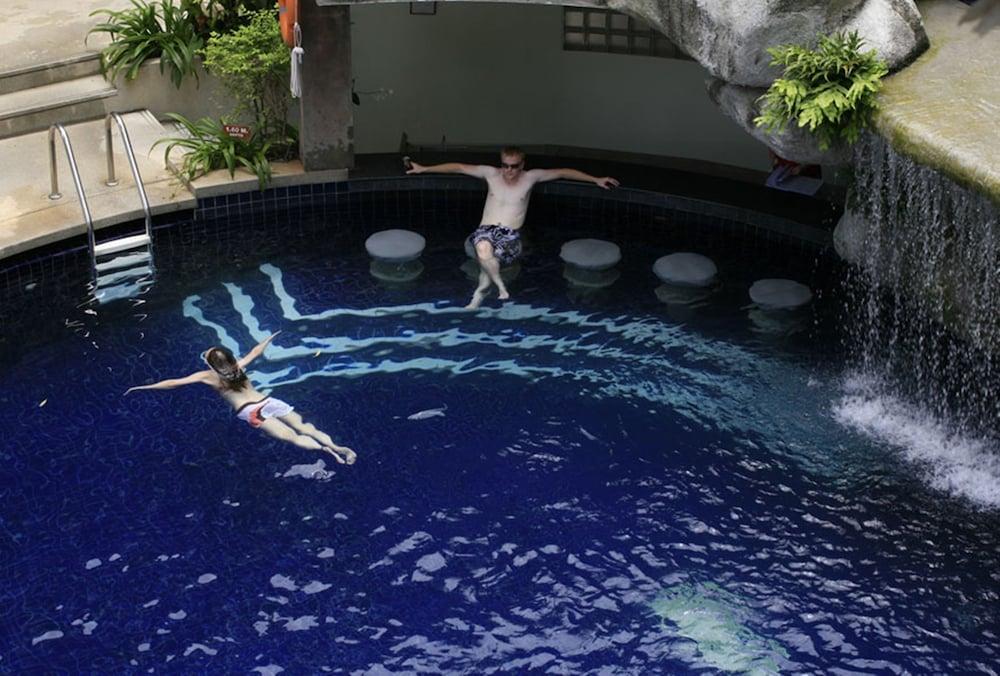 Sunset Beach Resort Outdoor Pool