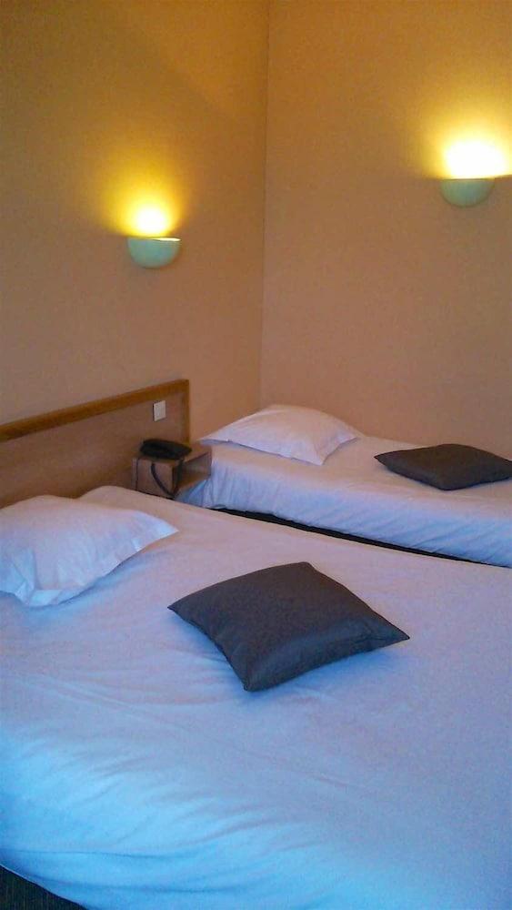 هوتل لو ريليه دو لا كان غرفة