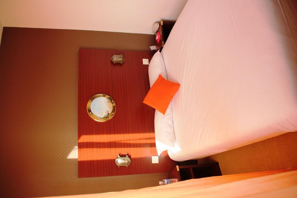 ليه جين دو مير لورين غرفة