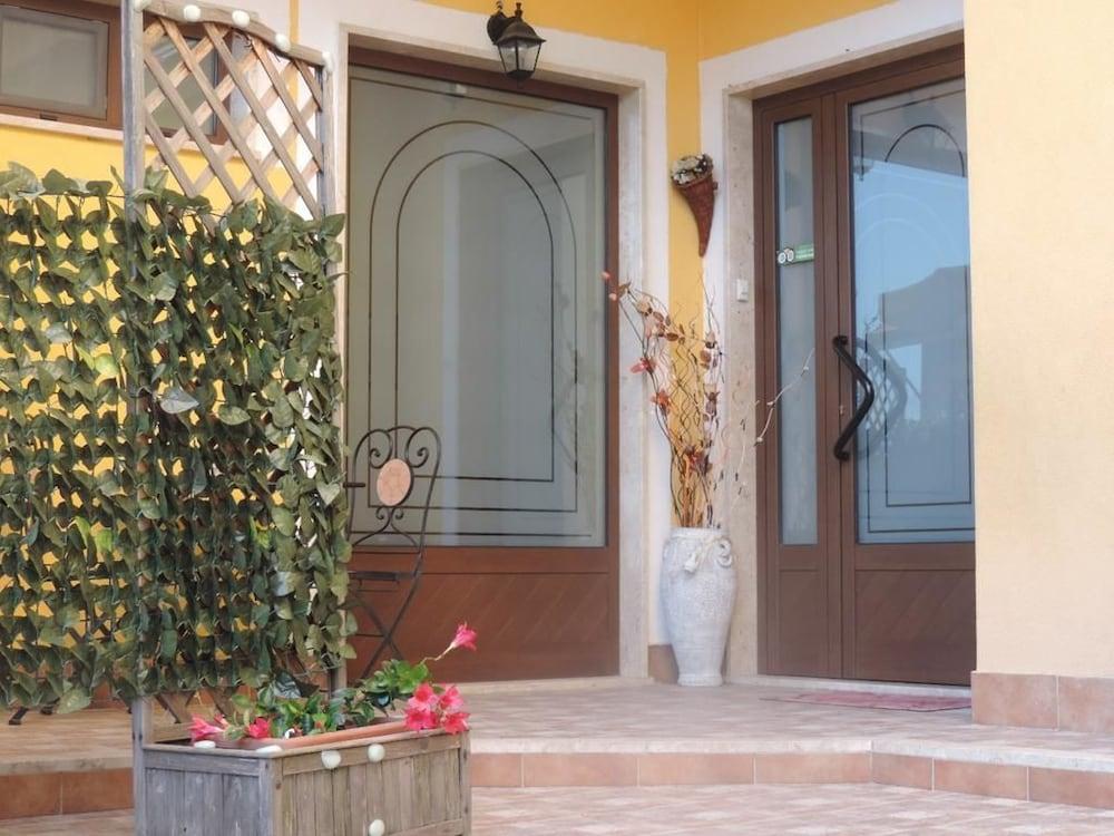 بد آند بريكفاست أوسبيتي إيه كورت الفندق من الداخل