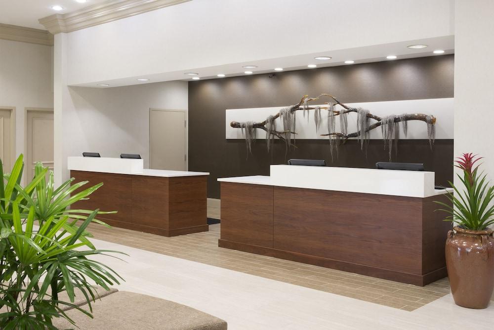 دبل تري باي هيلتون هوتل لافاييت منطقة الاستقبال