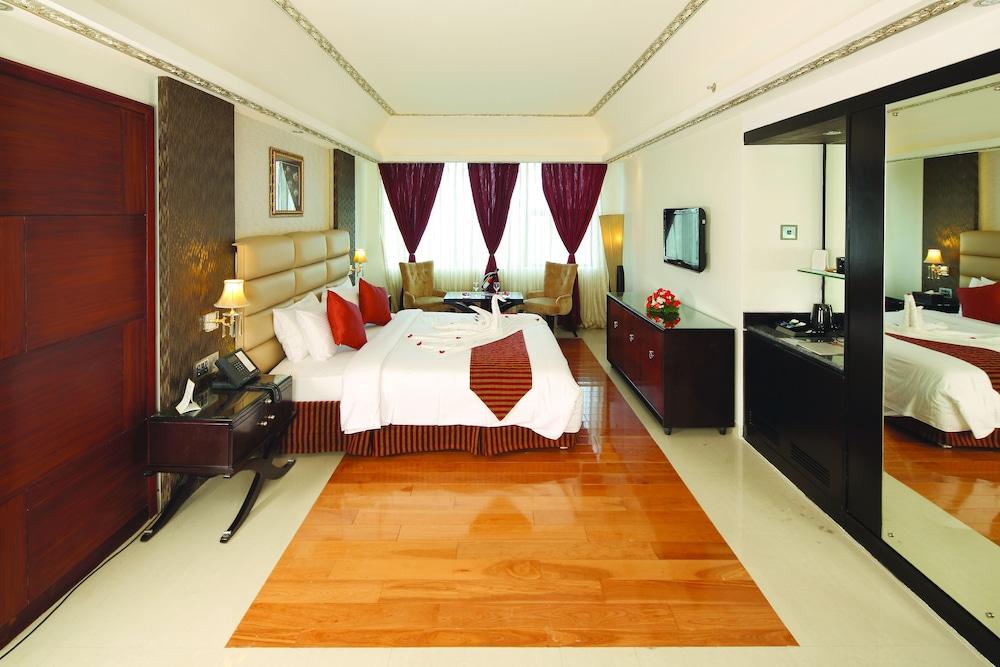 Windsor Rajadhani Room