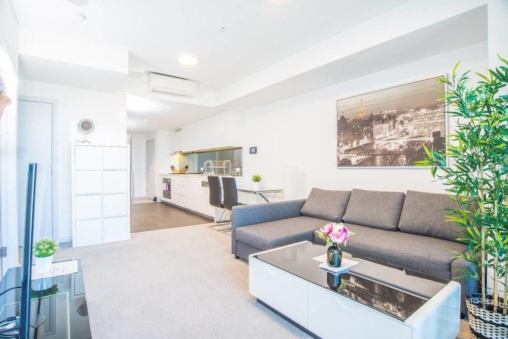 Minimalism Modern Apartment With Water View Featured Image