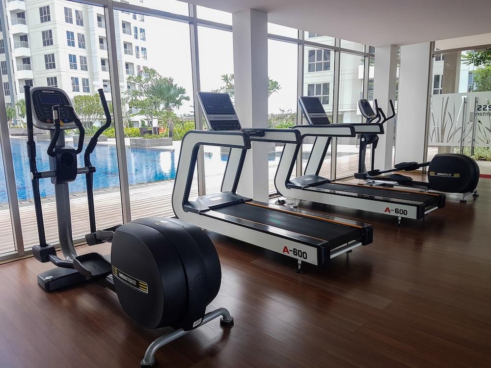 3BR Apartment with Pool View at M-Town Residence Gym