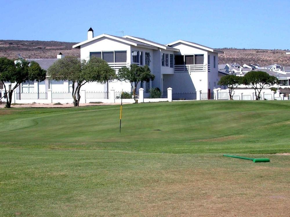 ماكاريوس بي آند بي المنطقة المحيطة بالمنشأة