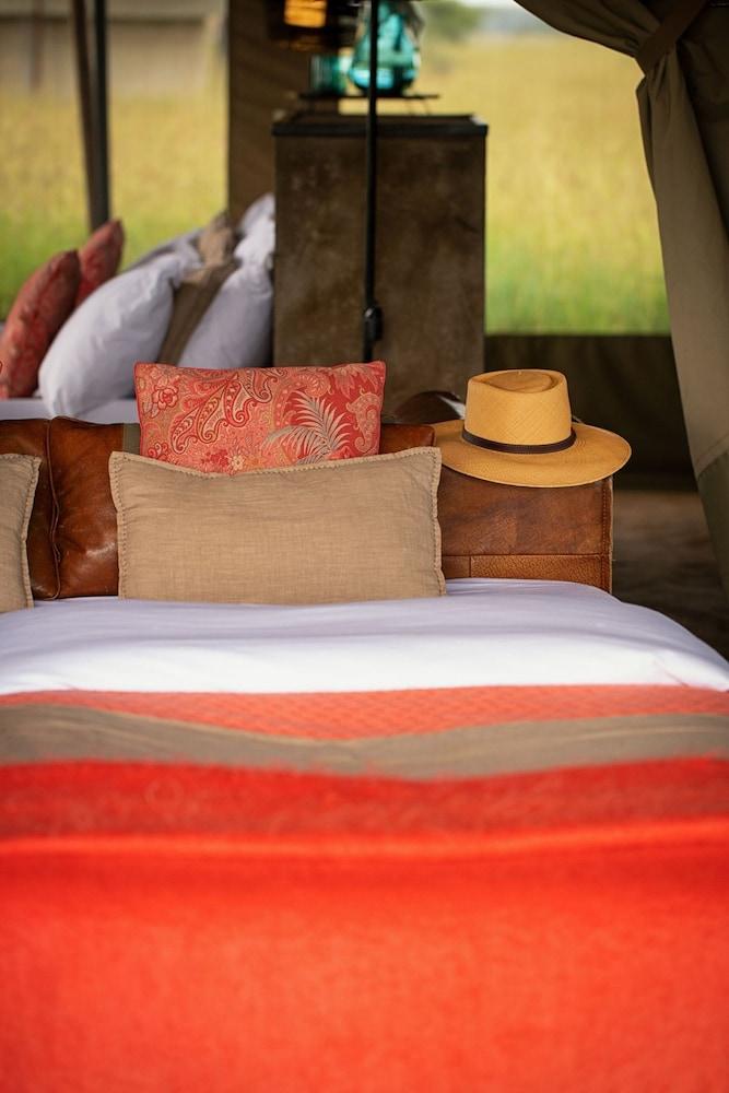 بومزيكا لاكشري سفاري كامب - إيست أفريكا كامبس غرفة