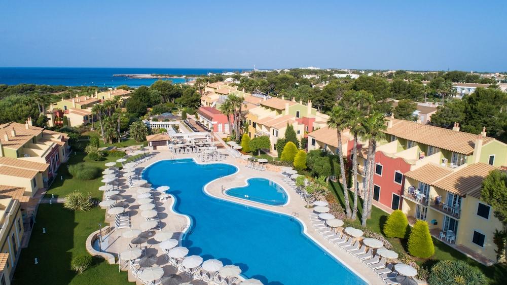 جروبوتل بلايا كلوب منظر من الجو