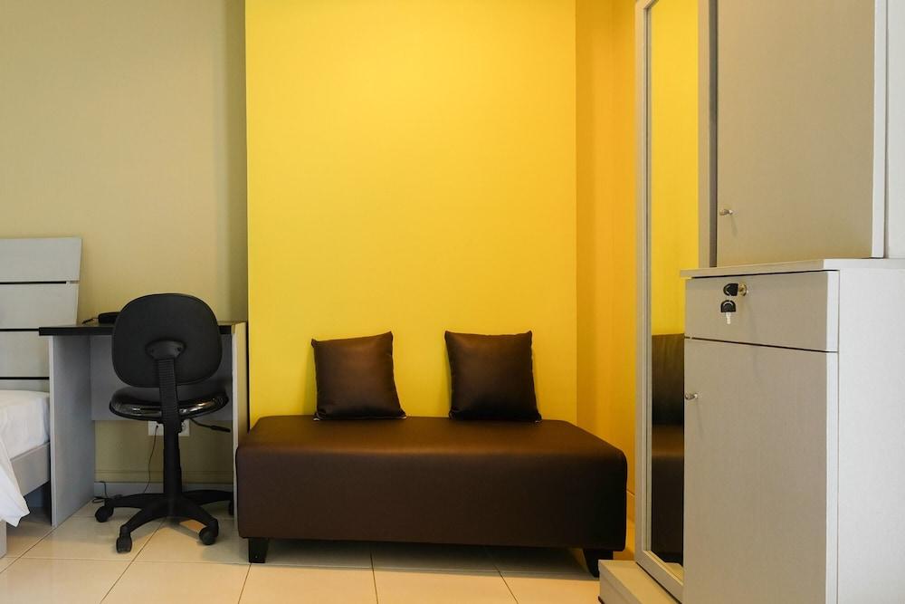 Modern and Comfy Studio Tamansari Sudirman Apartment Exterior